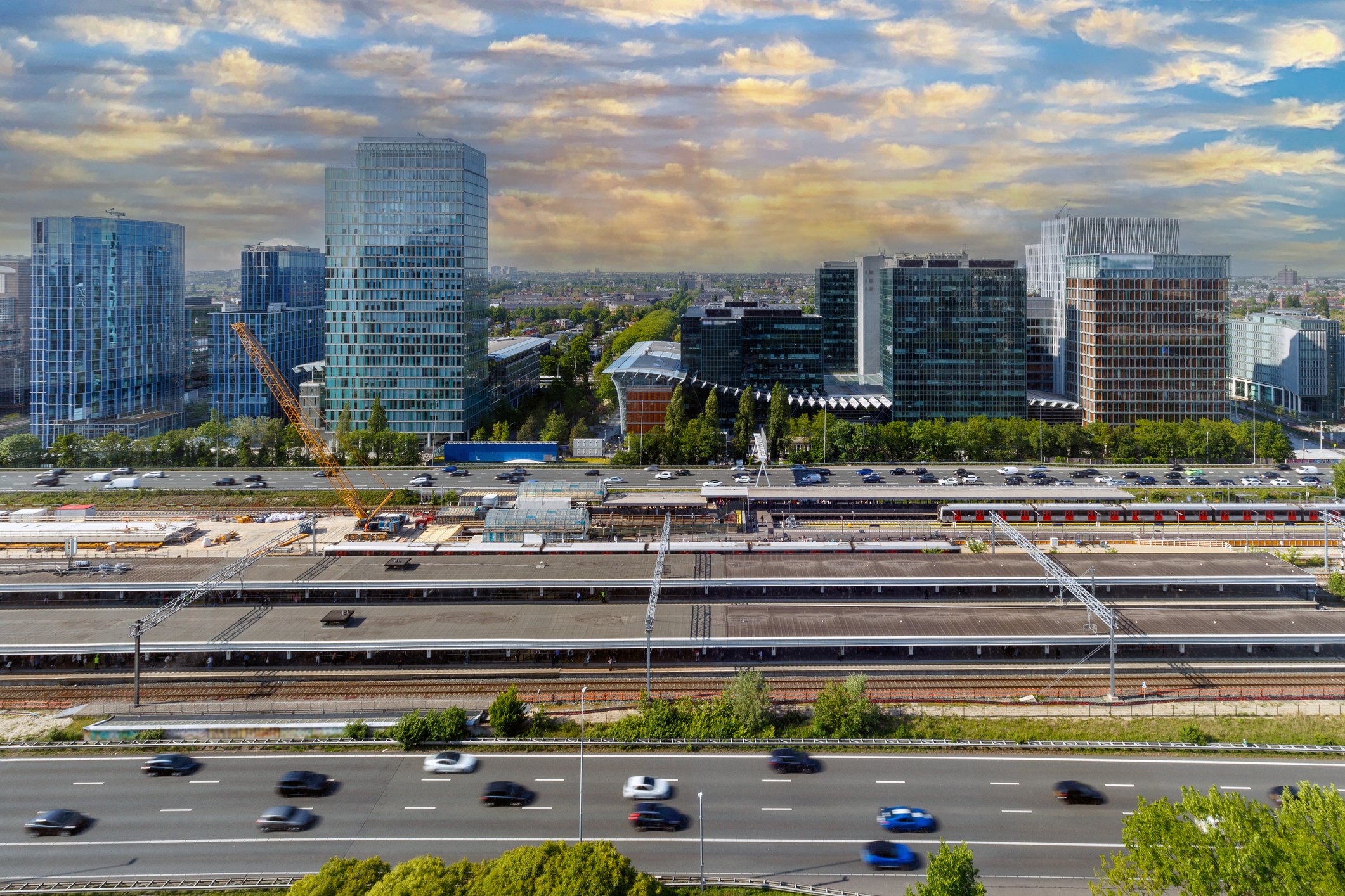 Bouwen aan spoor bij Zuidas Amsterdam-Zuid