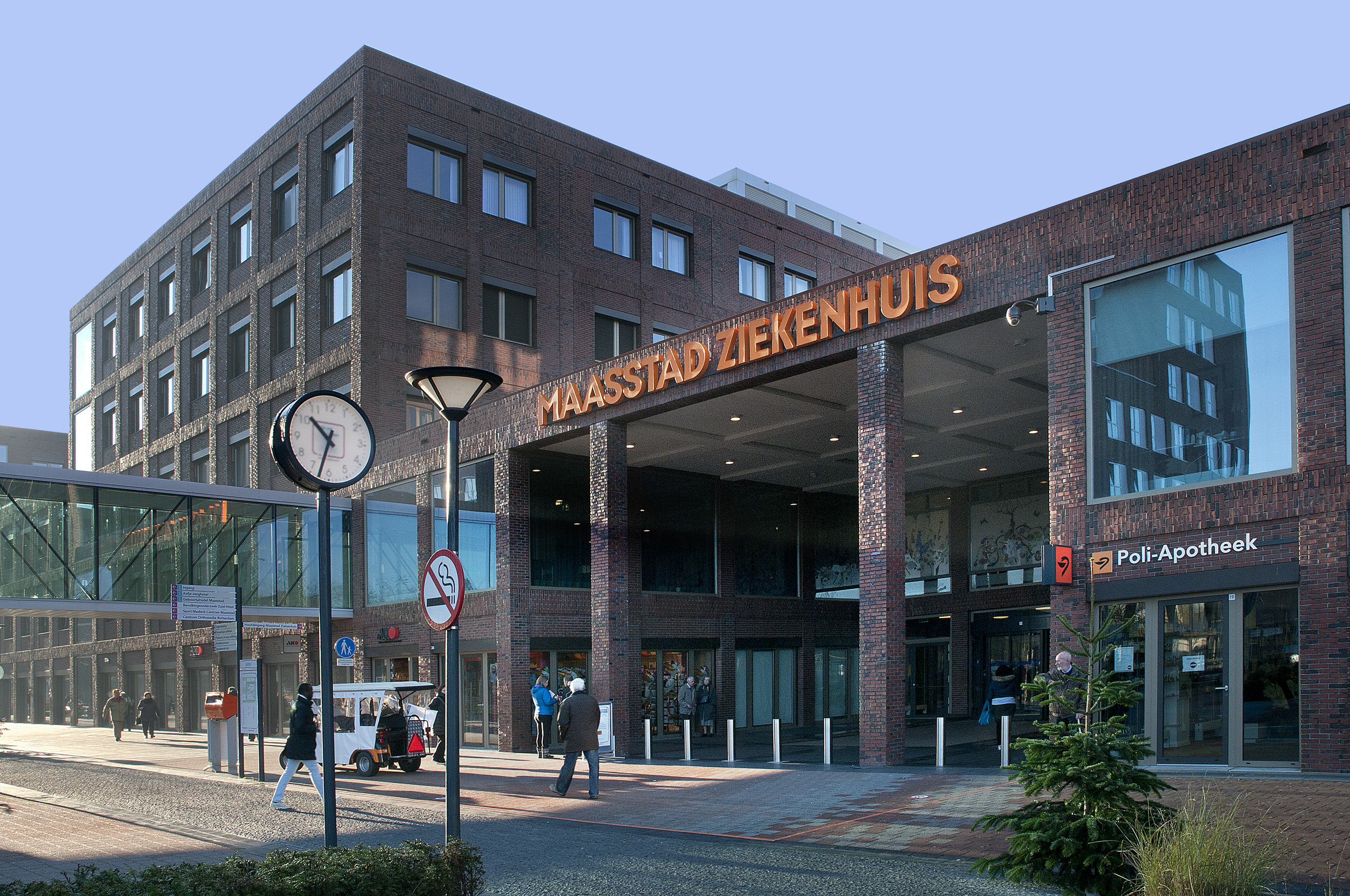 Hoofdingang Maasstad Ziekenhuis
